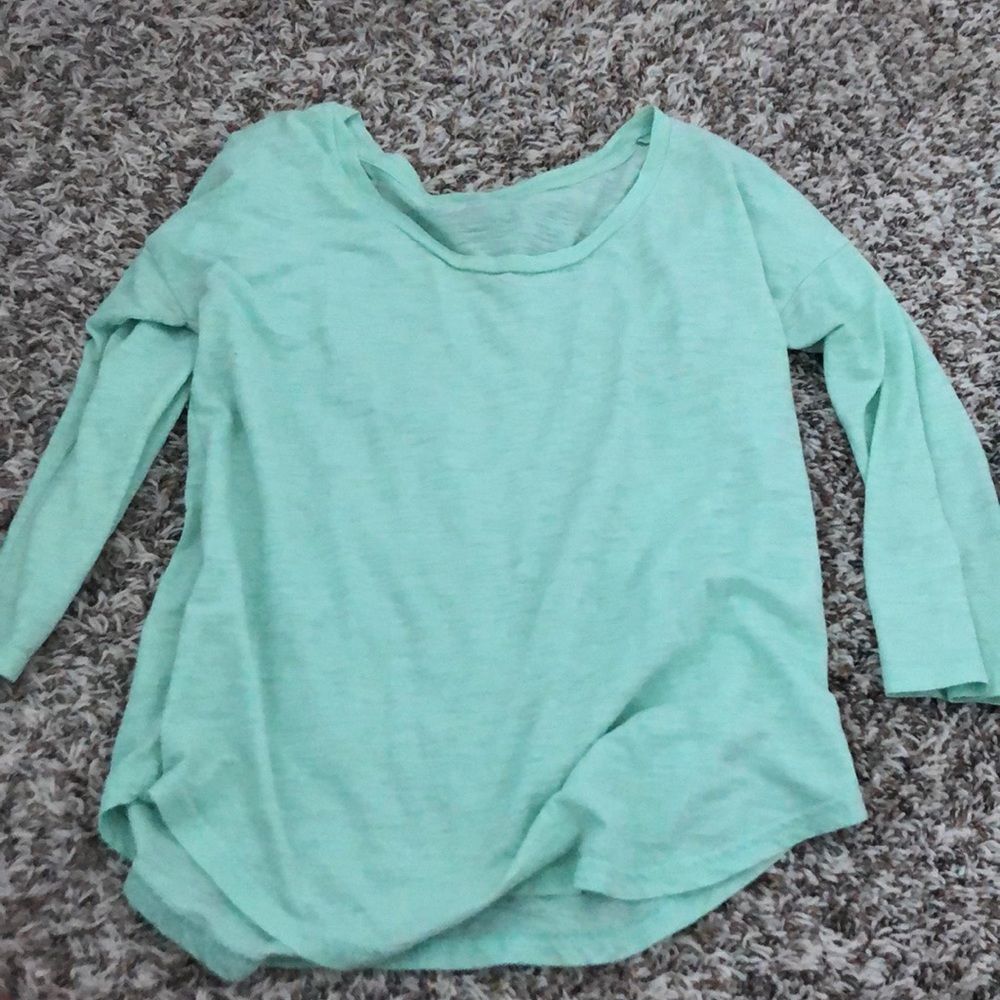 Mint quarter sleeve shirt